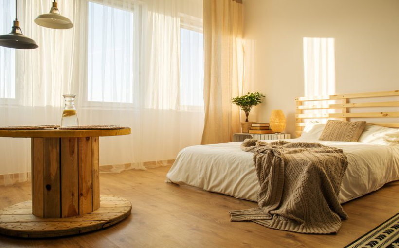 How Lighting Affects Interior Paint Colours